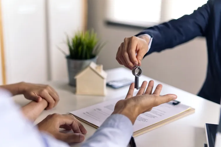 Setting best prices and billing for real estate agency