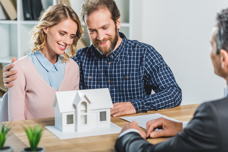 Best way to start and get into real estate agency