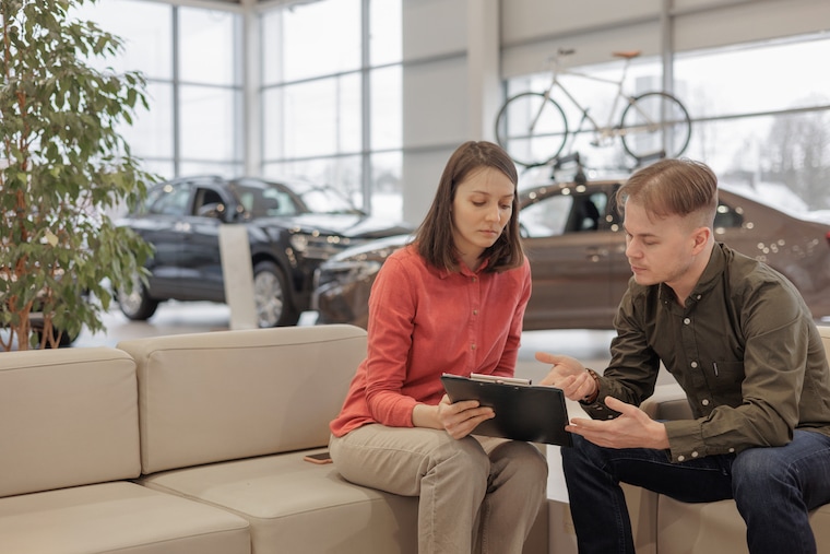 When and how to hire and train staff for car rental business?