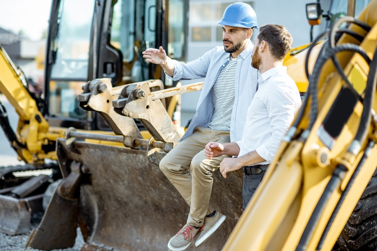 When and how to hire and train staff for landscaping business?