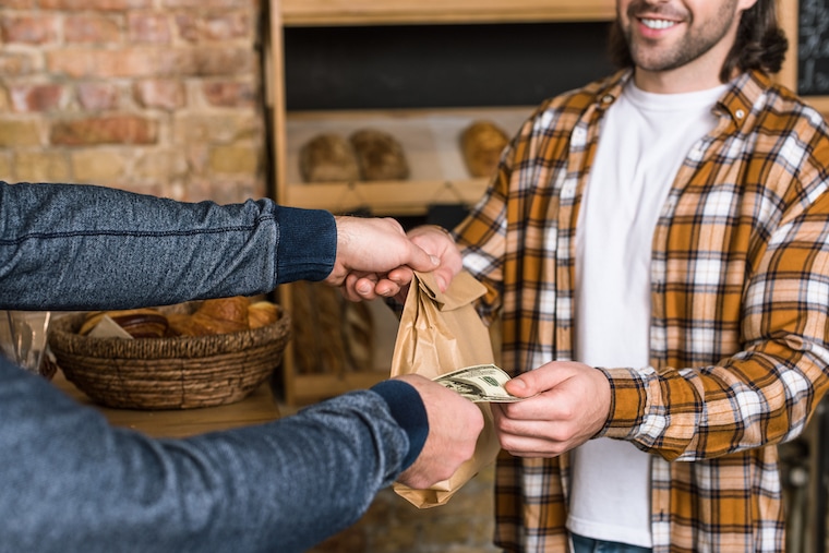 How much profit can a baking business make?