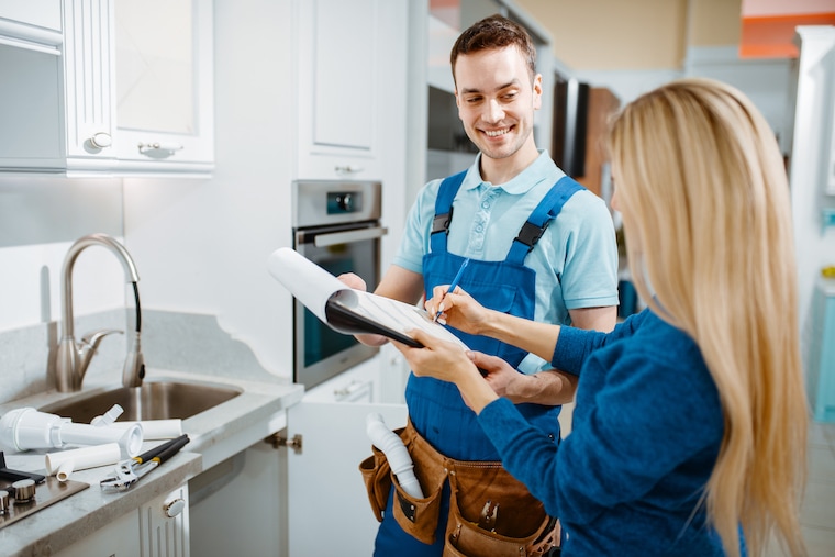 How much profit can a plumbing business make?