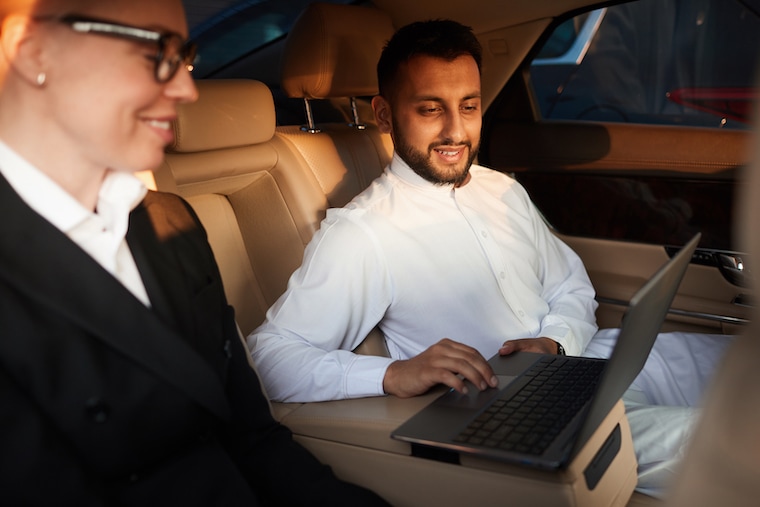 How to advertise car rental business?