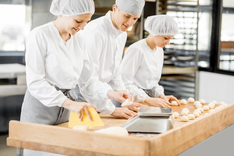 How to grow a baking business?