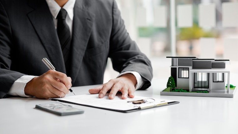 How to grow a real estate agency?