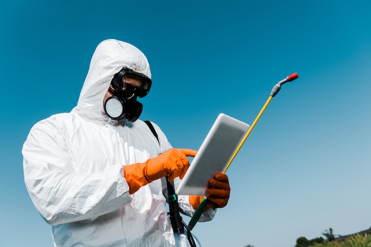 How to make a website for pest control?