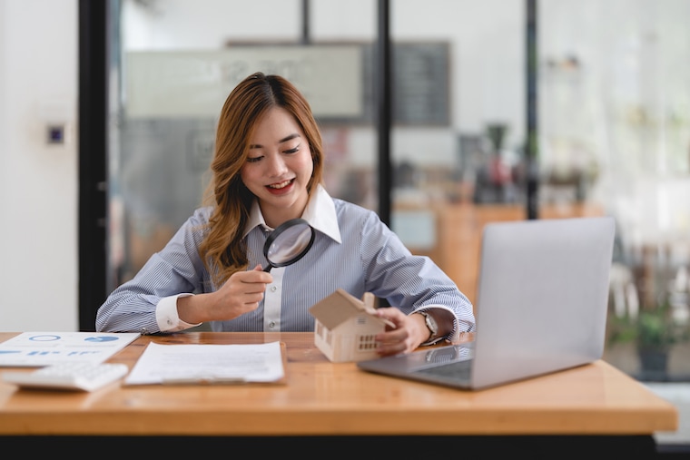 How to make a website for real estate agency?