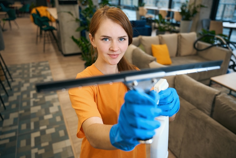 How to advertise cleaning business on Facebook?
