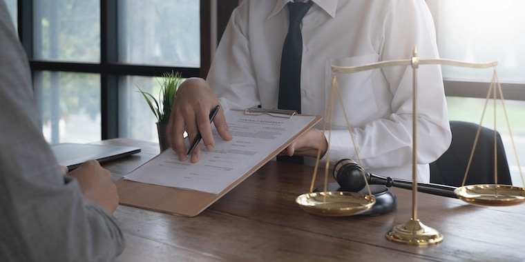How do i set up and register a law firm?