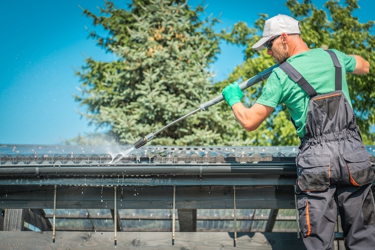 How to start a pressure washing business?