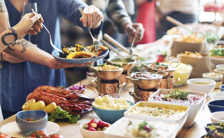 How to start a catering business: Ultimate guide