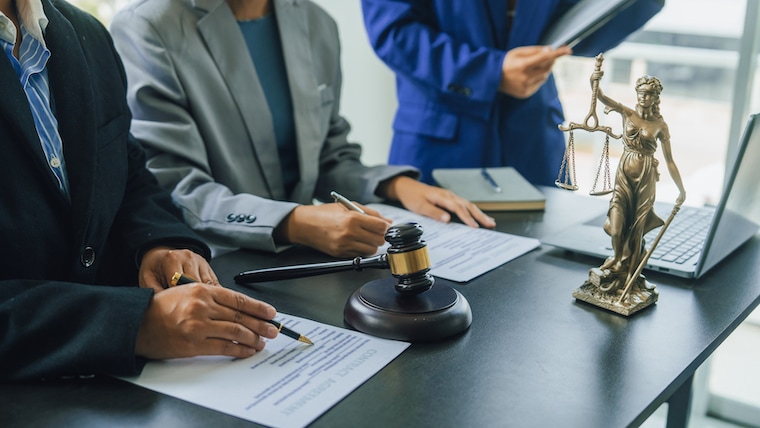 How to start a law firm Step by step