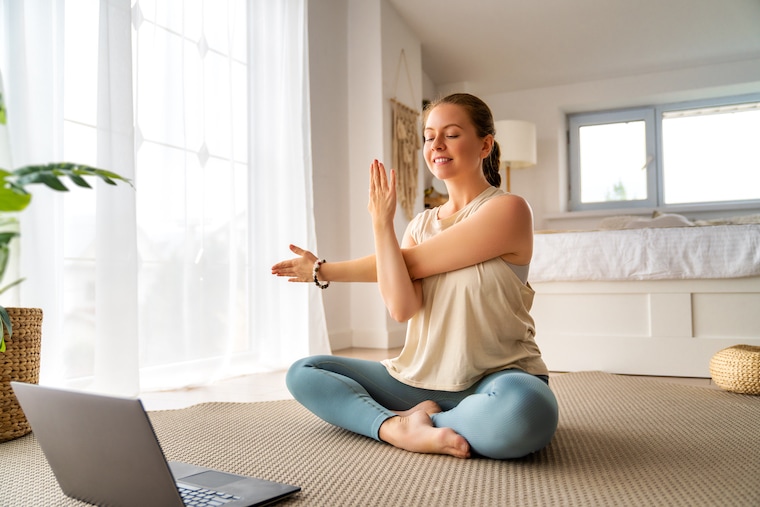 How to start a yoga business Step by step